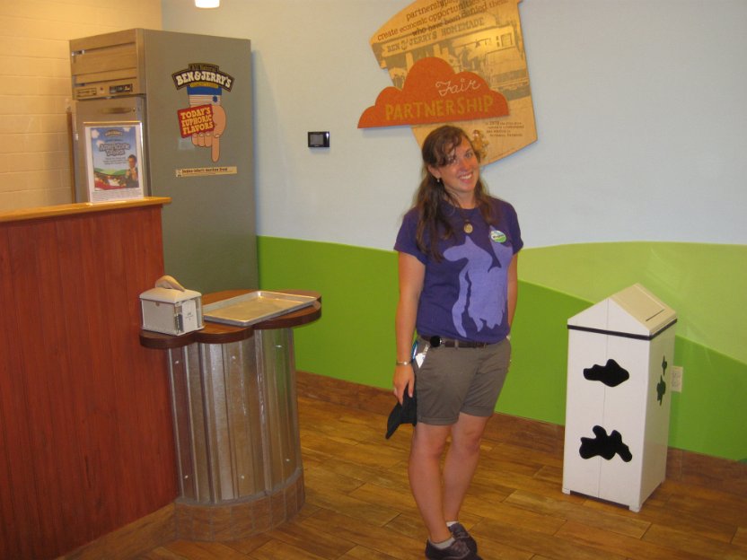 041-tour guide Meghan-end of tour.jpg